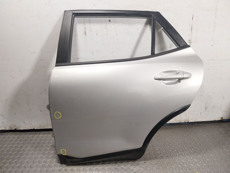 Recambio de puerta trasera izquierda para kia stonic (yb) 1.2 cvvt referencia OEM IAM   