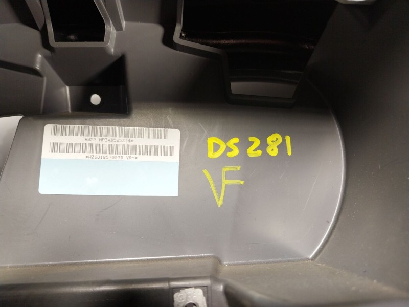 Recambio de salpicadero para seat ibiza iv (6j5, 6p1) 1.6 tdi referencia OEM IAM  6J0880204 