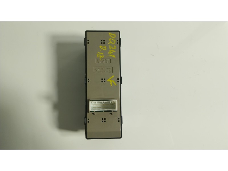 Recambio de mando elevalunas delantero izquierdo para hyundai ioniq (ae) 1.6 gdi plug-in hybrid referencia OEM IAM  299163499 