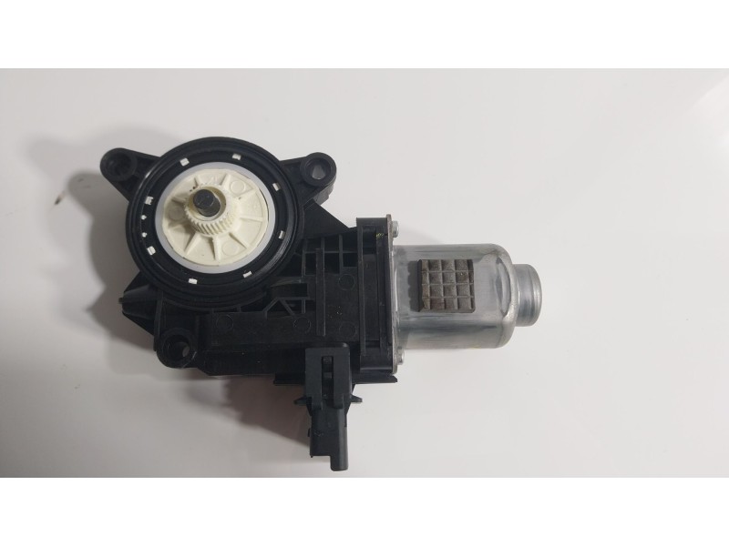 Recambio de motor elevalunas delantero derecho para hyundai ioniq (ae) 1.6 gdi plug-in hybrid referencia OEM IAM  82460G2020 