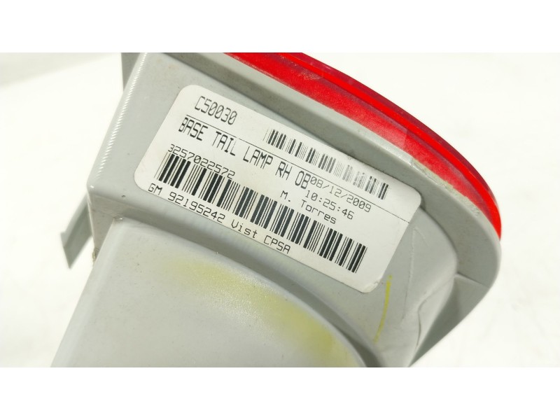 Recambio de piloto trasero derecho para chevrolet camaro 6.2 referencia OEM IAM  92195242 