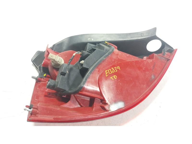 Recambio de piloto trasero derecho para renault megane ii (bm0/1_, cm0/1_) 1.9 dci referencia OEM IAM   