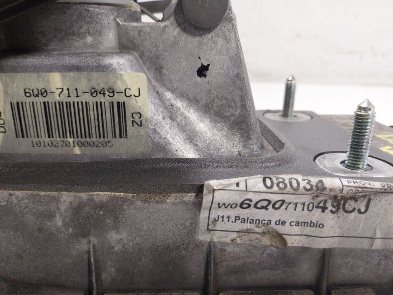 Recambio de palanca cambio para seat ibiza iv (6j5, 6p1) 1.6 tdi referencia OEM IAM  6Q0711061E 