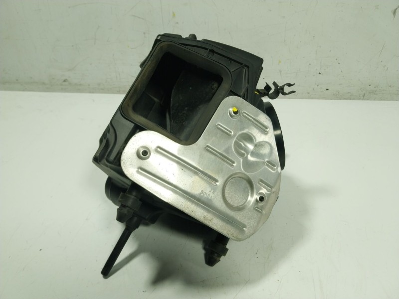 Recambio de filtro aire para audi a4 b9 avant (8w5, 8wd) 2.0 tdi referencia OEM IAM 8W0133837P 8W0133835P 