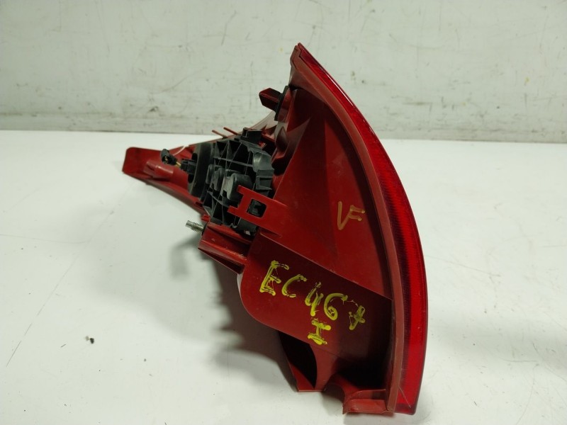 Recambio de piloto trasero izquierdo para citroën c3 i (fc_, fn_) 1.4 i referencia OEM IAM   