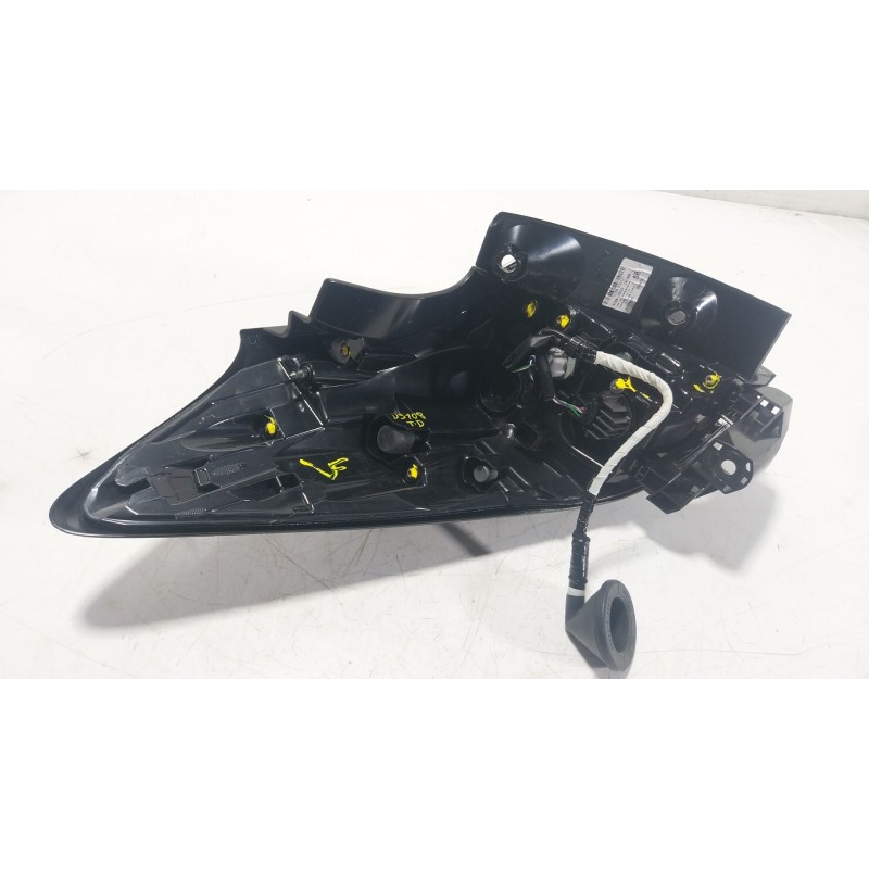 Recambio de piloto trasero derecho para toyota yaris cross (mxp_) 1.5 hybrid (mxpj10) referencia OEM IAM 815500DE10 815500DE10 