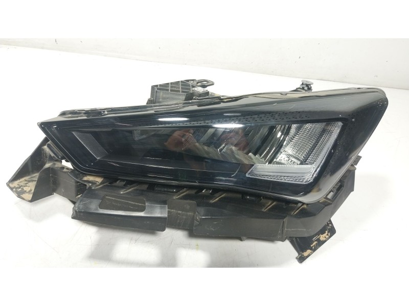 Recambio de faro izquierdo para seat leon sportstourer (kl8) xcellence referencia OEM IAM 5FB941773A 5FB941005D 