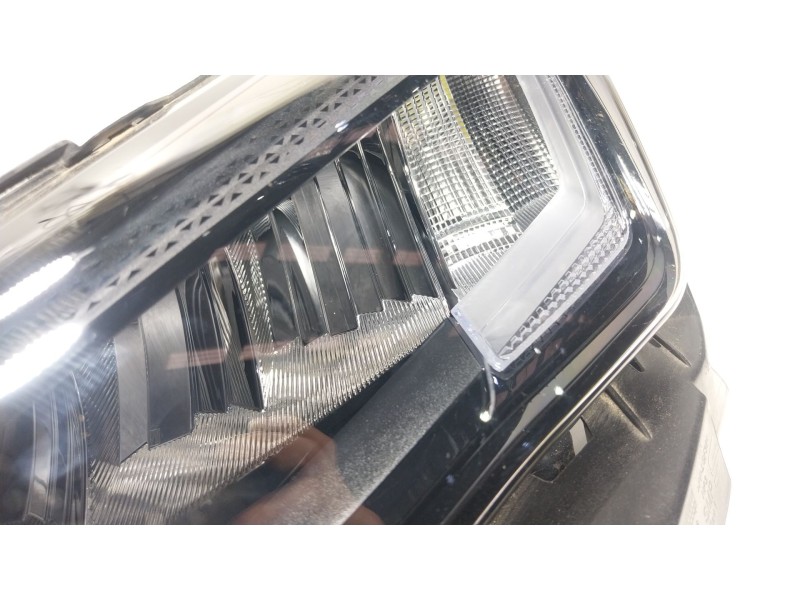 Recambio de faro izquierdo para seat leon sportstourer (kl8) xcellence referencia OEM IAM 5FB941773A 5FB941005D 