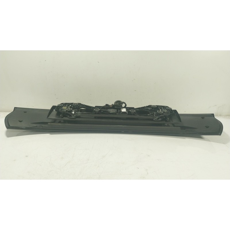 Recambio de aleron trasero para porsche cayenne coupe (9yb) 3.0 e-hybrid awd referencia OEM IAM  9Y3827204D 