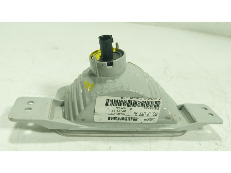 Recambio de piloto marcha atras para chevrolet camaro 6.2 referencia OEM IAM  92243669 