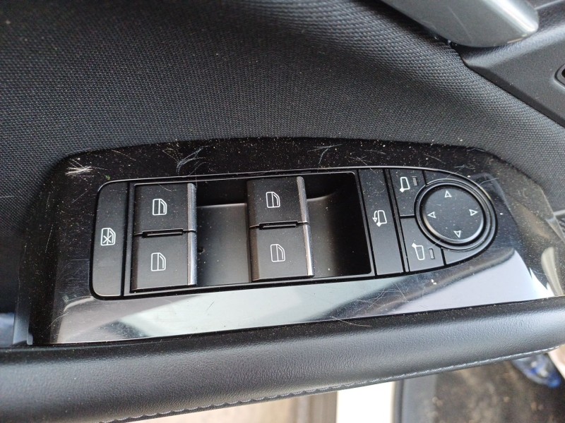 mazda cx-30 (dm) del año 2024