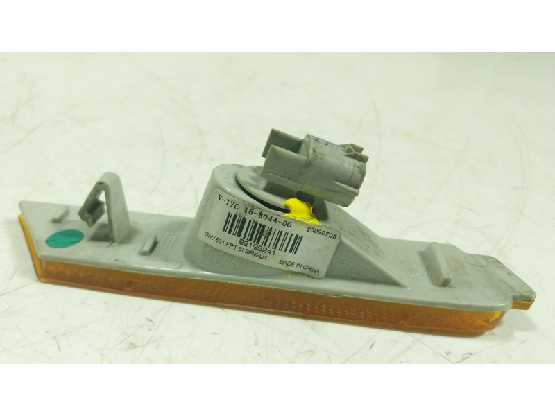 Recambio de piloto lateral izquierdo para chevrolet camaro 6.2 referencia OEM IAM  92195241 