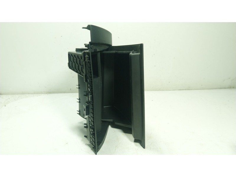 Recambio de guantera para seat leon sportstourer (kl8) xcellence referencia OEM IAM  5FB857095J 
