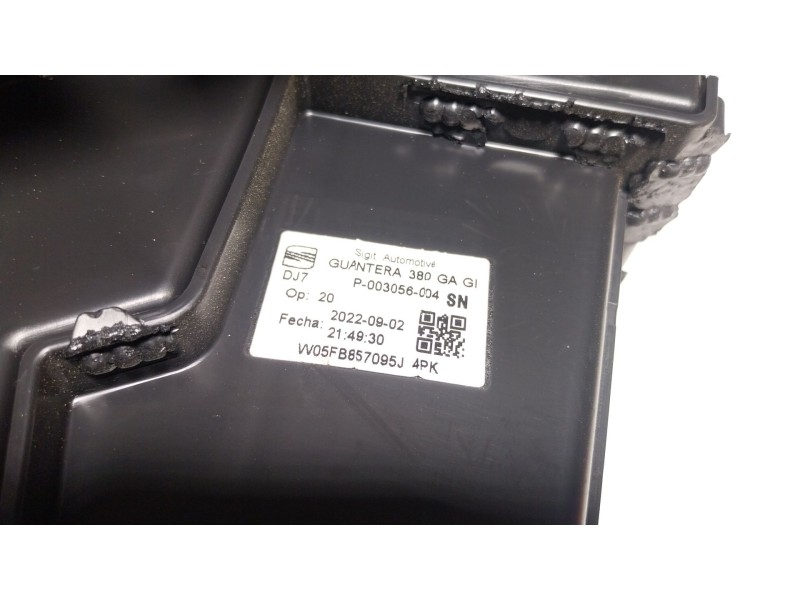 Recambio de guantera para seat leon sportstourer (kl8) xcellence referencia OEM IAM  5FB857095J 