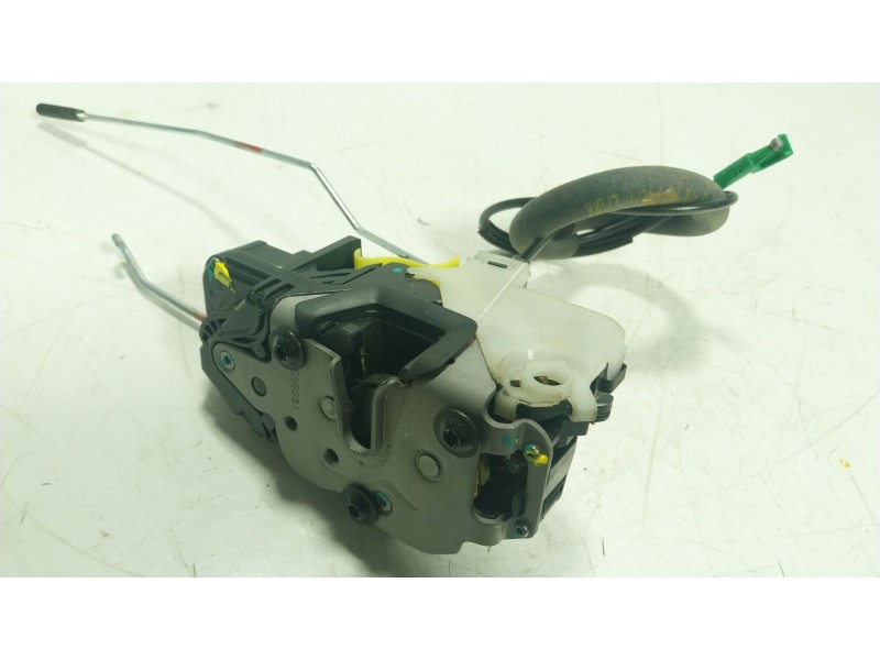 Recambio de cerradura puerta delantera derecha para chevrolet camaro 6.2 referencia OEM IAM 13579523 13503810 