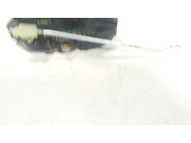 Recambio de cerradura puerta delantera derecha para chevrolet camaro 6.2 referencia OEM IAM 13579523 13503810 