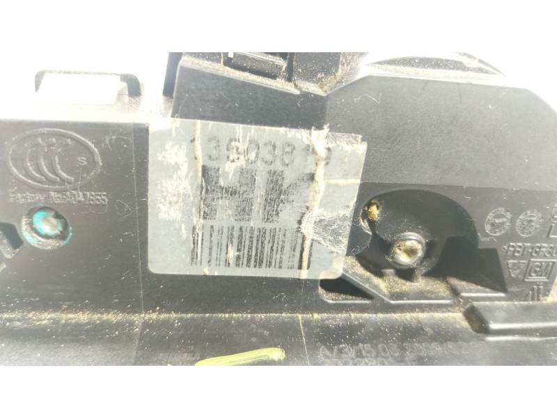 Recambio de cerradura puerta delantera derecha para chevrolet camaro 6.2 referencia OEM IAM 13579523 13503810 