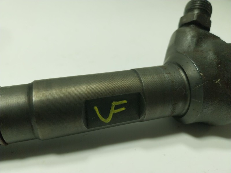 Recambio de inyector para volkswagen tiguan (5n1) 2.0 tdi referencia OEM IAM  03L130277J 