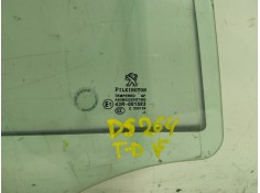 Recambio de cristal puerta trasero derecho para peugeot 208 i (ca_, cc_) 1.2 vti 82 referencia OEM IAM 9673360880   2