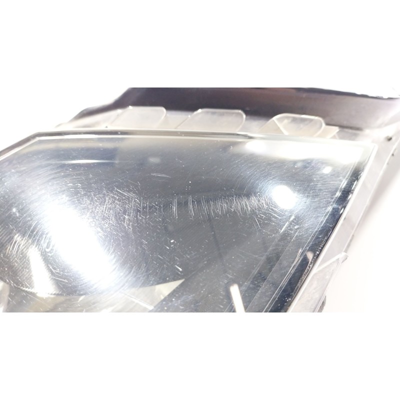 Recambio de faro derecho para skoda octavia iii combi (5e5, 5e6) 1.5 tsi g-tec referencia OEM IAM   