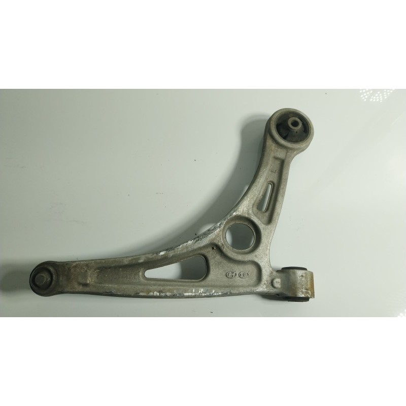 Recambio de brazo suspension inferior delantero izquierdo para hyundai ioniq (ae) 1.6 gdi plug-in hybrid referencia OEM IAM   