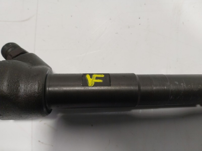 Recambio de inyector para land rover discovery sport 2.0 td4 cat referencia OEM IAM  G4D39K546AA 