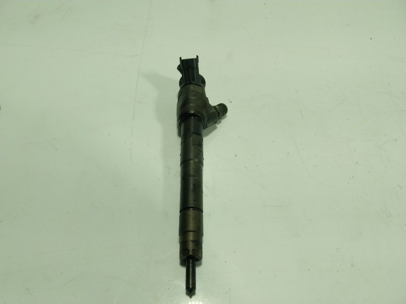 Recambio de inyector para land rover discovery sport 2.0 td4 cat referencia OEM IAM  G4D39K546AA 