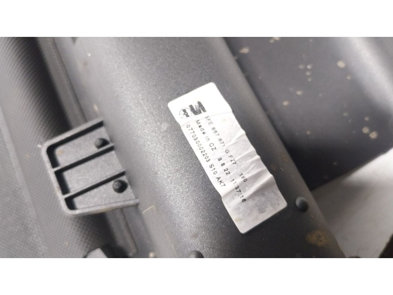 Recambio de bandeja trasera para seat leon sportstourer (kl8) xcellence referencia OEM IAM  5FE867871G 