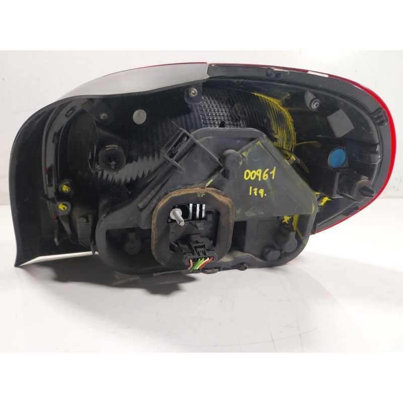 Recambio de piloto trasero derecho para citroën c3 iii (sx) 1.2 puretech 82 referencia OEM IAM  9812257580 