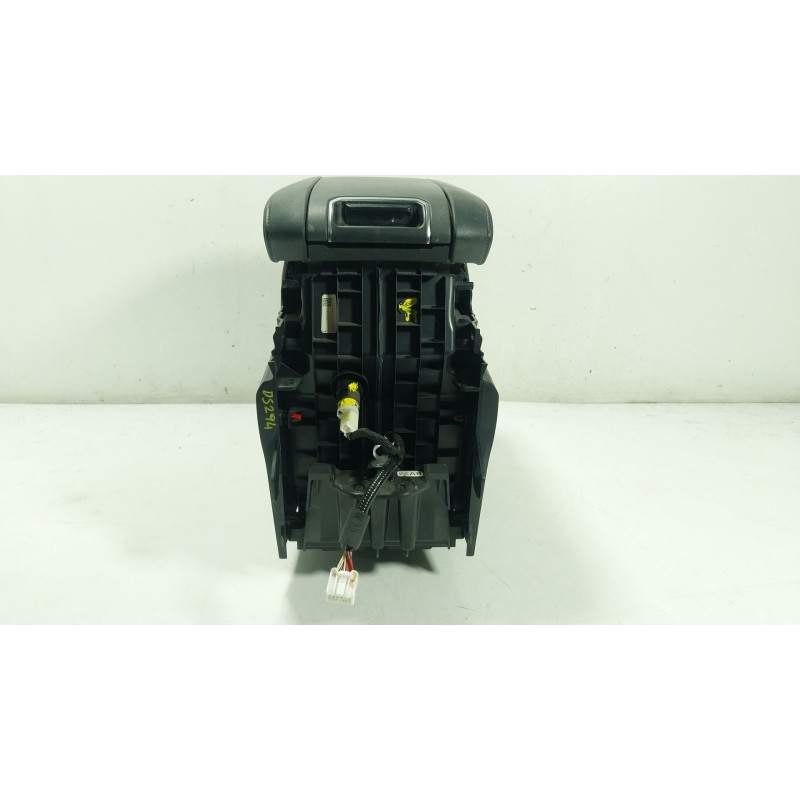 Recambio de apoyabrazos central para toyota highlander (gsu7_, axuh7_, txua7_) 2.5 hybrid awd (axuh78) referencia OEM IAM 588100