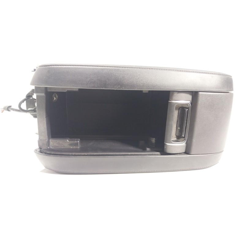 Recambio de apoyabrazos central para toyota highlander (gsu7_, axuh7_, txua7_) 2.5 hybrid awd (axuh78) referencia OEM IAM 588100