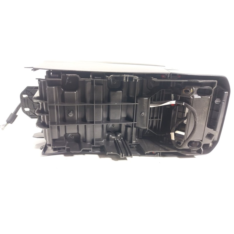 Recambio de apoyabrazos central para toyota highlander (gsu7_, axuh7_, txua7_) 2.5 hybrid awd (axuh78) referencia OEM IAM 588100
