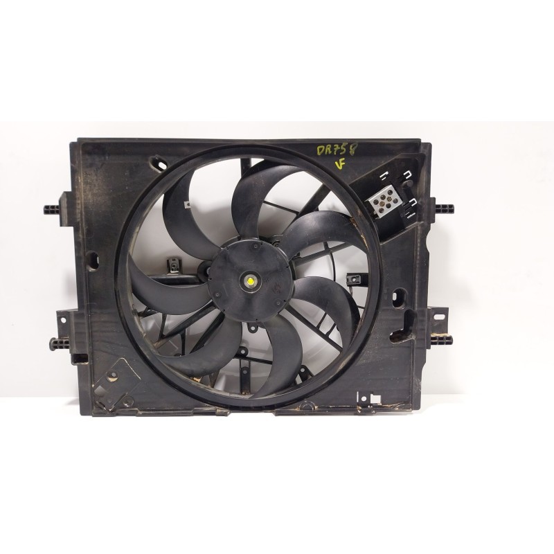 Recambio de electroventilador para renault arkana i (lcm_, ldn_) 1.3 tce 140 (ldn0) referencia OEM IAM  214814625R 