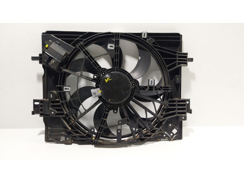 Recambio de electroventilador para renault arkana i (lcm_, ldn_) 1.3 tce 140 (ldn0) referencia OEM IAM  214814625R 