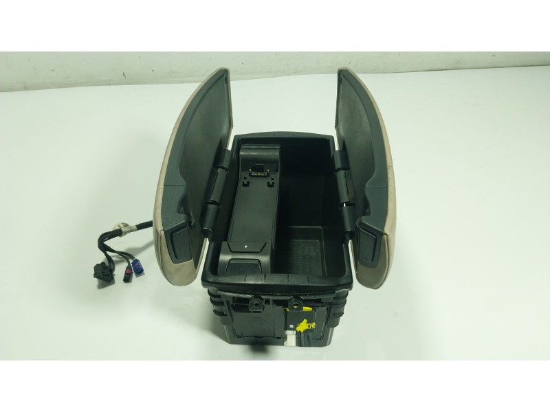 Recambio de apoyabrazos central para bmw x6 (e71, e72) xdrive 40 d referencia OEM IAM 51166973461 51169115085 