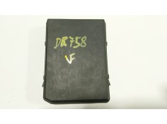 Recambio de caja reles / fusibles para renault arkana i (lcm_, ldn_) 1.3 tce 140 (ldn0) referencia OEM IAM  284B69582R  2