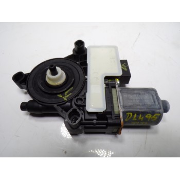 MOTOR ELEVALUNAS TRASERO DERECHO 5Q0959408D 5Q0959408D 
