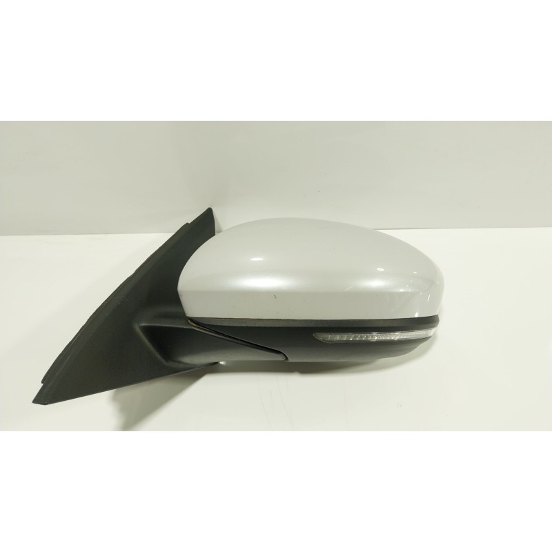 Recambio de espejo izquierdo para renault arkana i (lcm_, ldn_) 1.3 tce 140 (ldn0) referencia OEM IAM  E11048957 