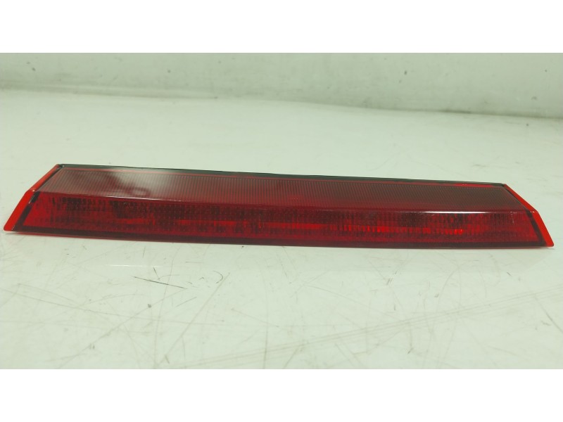 Recambio de piloto trasero central para toyota highlander (gsu7_, axuh7_, txua7_) 2.5 hybrid awd (axuh78) referencia OEM IAM 815