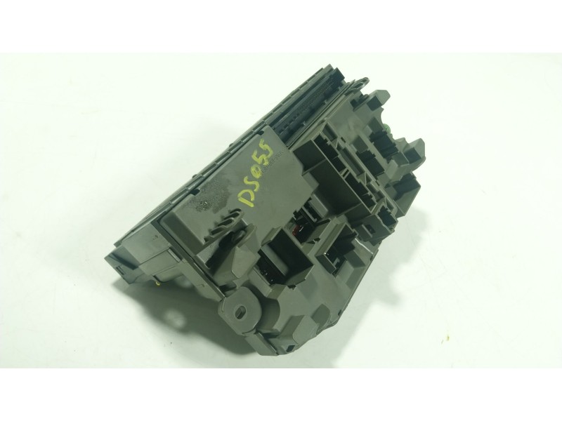 Recambio de caja reles / fusibles para bmw x6 (e71, e72) xdrive 40 d referencia OEM IAM 61149145115  
