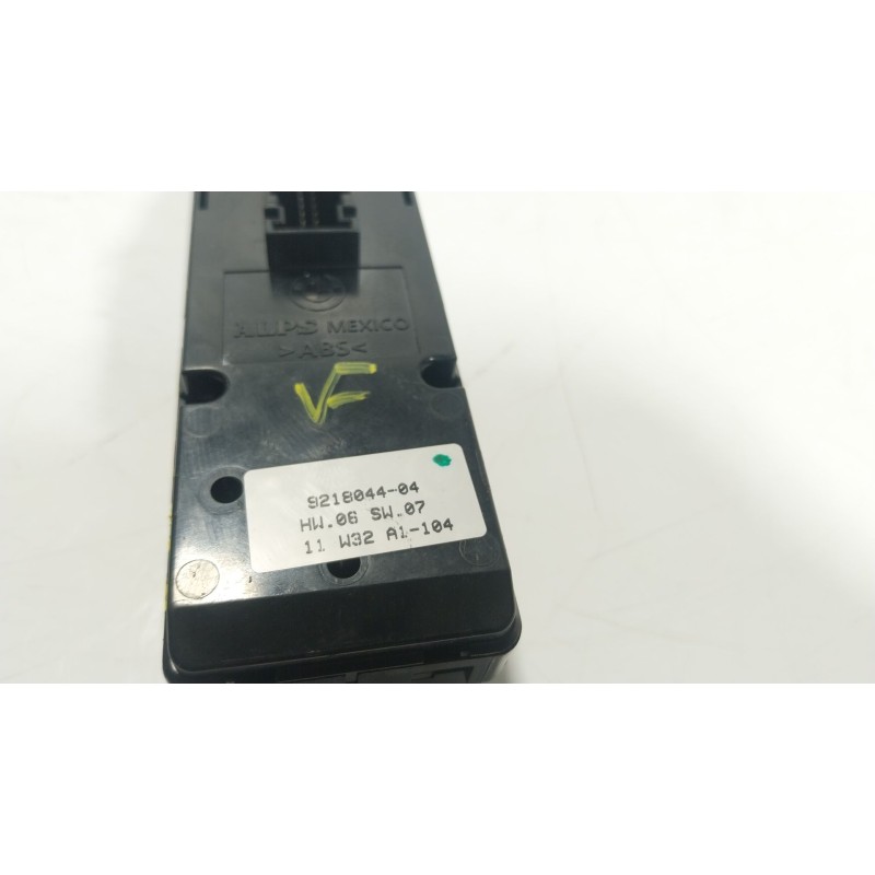 Recambio de mando elevalunas delantero izquierdo para bmw x6 (e71, e72) xdrive 40 d referencia OEM IAM 61319218044 921804404 