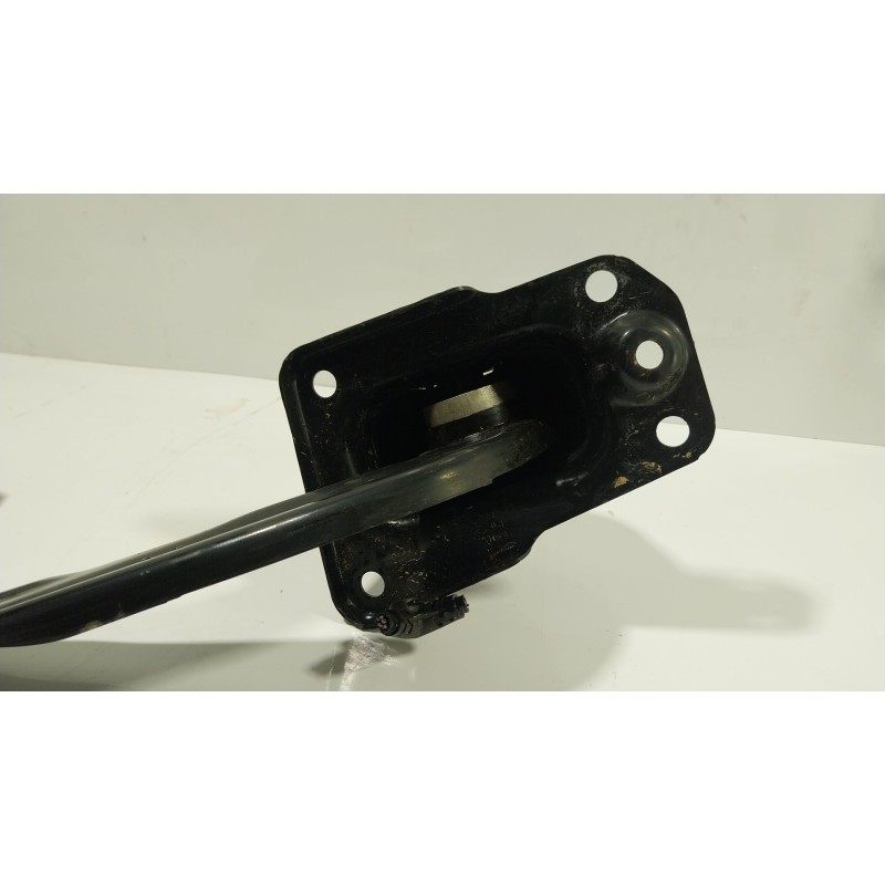 Recambio de mangueta trasera derecha para cupra leon sportstourer (kl8) 1.4 tsi phev referencia OEM IAM  5Q0615612F 