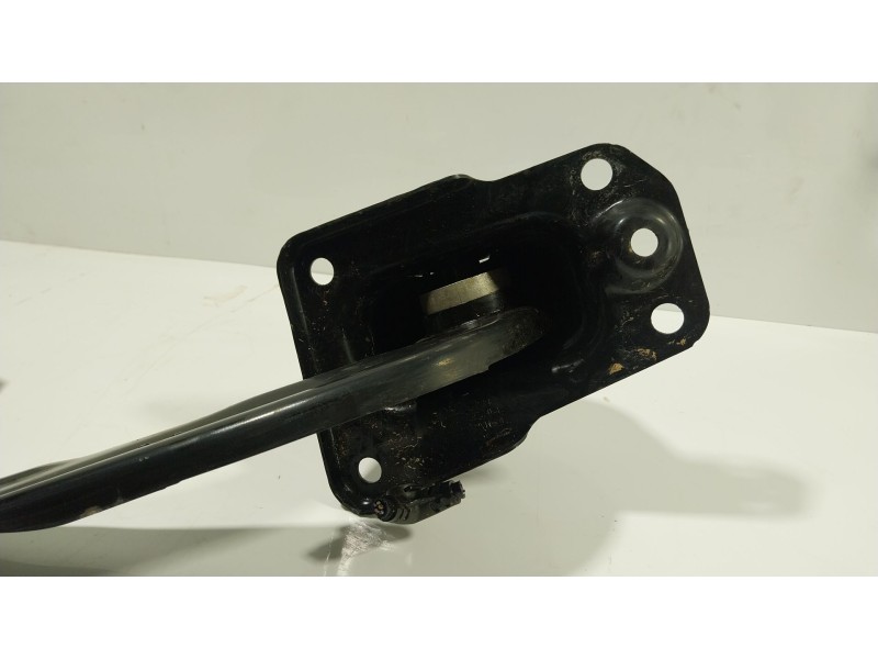 Recambio de mangueta trasera derecha para cupra leon sportstourer (kl8) 1.4 tsi phev referencia OEM IAM  5Q0615612F 