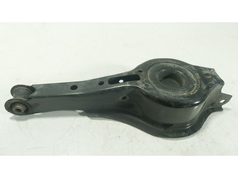 Recambio de brazo suspension inferior trasero derecho para toyota highlander (gsu7_, axuh7_, txua7_) 2.5 hybrid awd (axuh78) ref