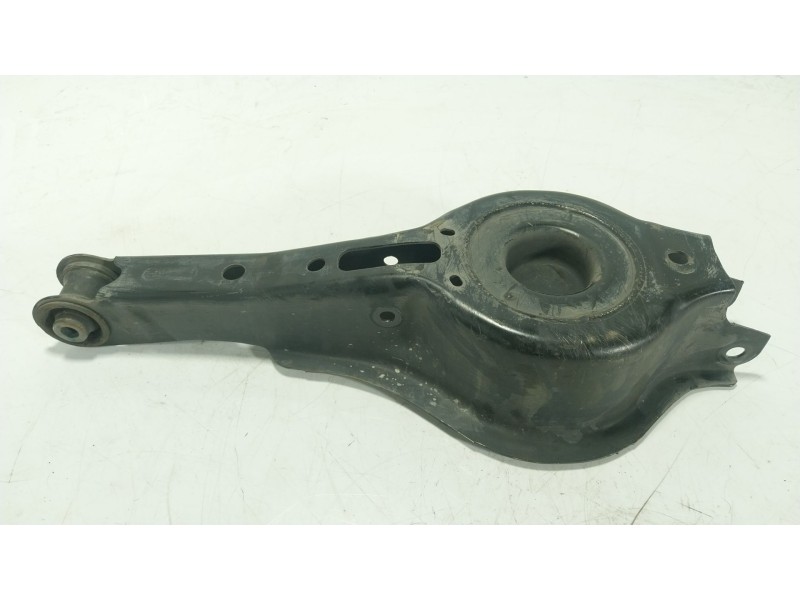 Recambio de brazo suspension inferior trasero izquierdo para toyota highlander (gsu7_, axuh7_, txua7_) 2.5 hybrid awd (axuh78) r