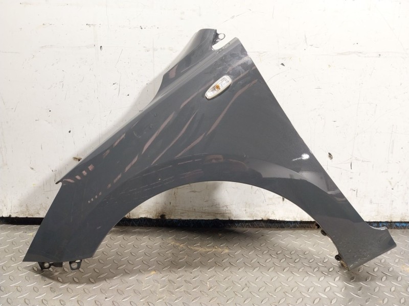 Recambio de aleta delantera izquierda para kia rio iv (yb, sc, fb) 1.2 cvvt referencia OEM IAM   