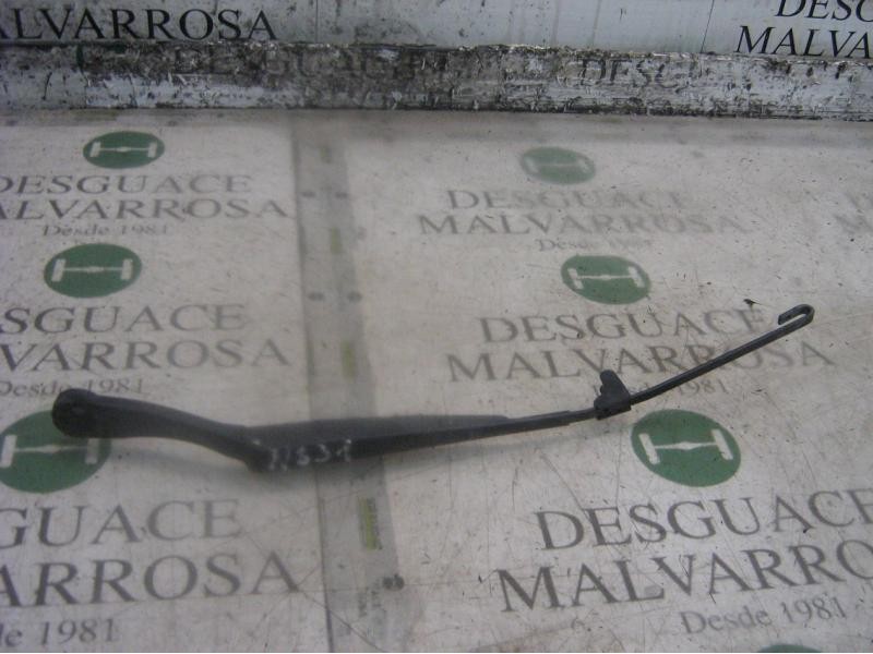 Recambio de brazo limpia delantero izquierdo para lancia lancia y elefantino blu referencia OEM IAM   