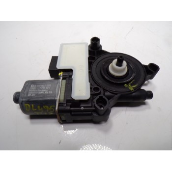MOTOR ELEVALUNAS TRASERO IZQUIERDO 5Q0959407D 5Q0959407D 