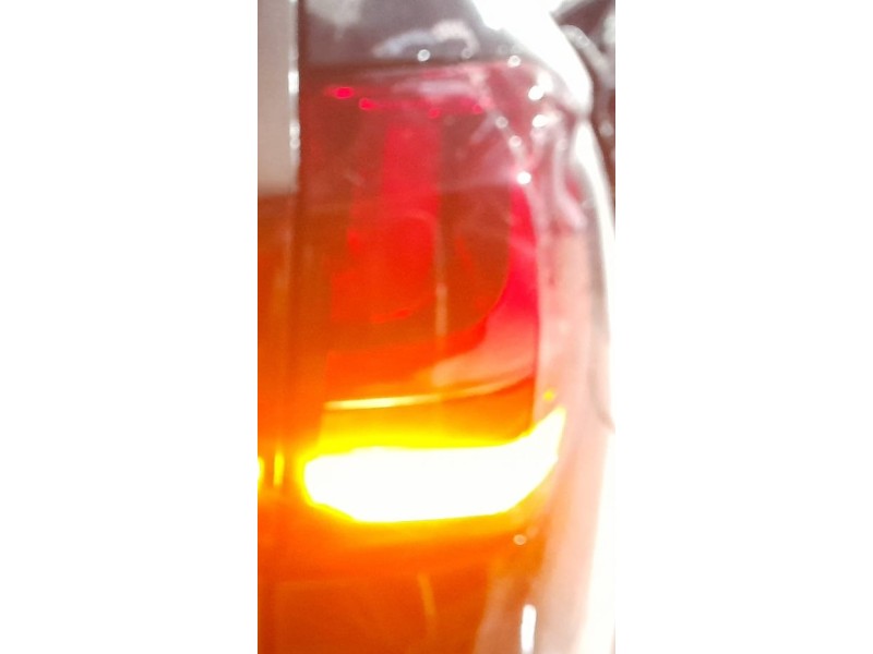 Recambio de piloto trasero derecho para bmw x5 (f15, f85) xdrive 40 d referencia OEM IAM 63217470886  