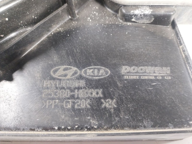 Recambio de electroventilador para kia stonic (yb) 1.2 cvvt referencia OEM IAM  25380H8XXX 